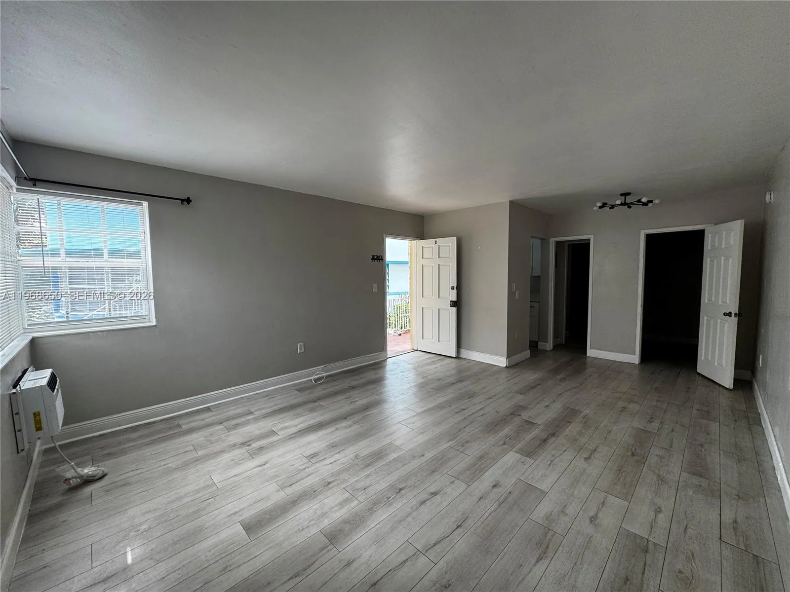 500 13th St 6, Miami Beach, Florida 33139, Miami Beach, Florida 33139, ,1 BathroomBathrooms,Residential Lease,For Rent,500 13th St 6, Miami Beach, Florida 33139,A11968650
