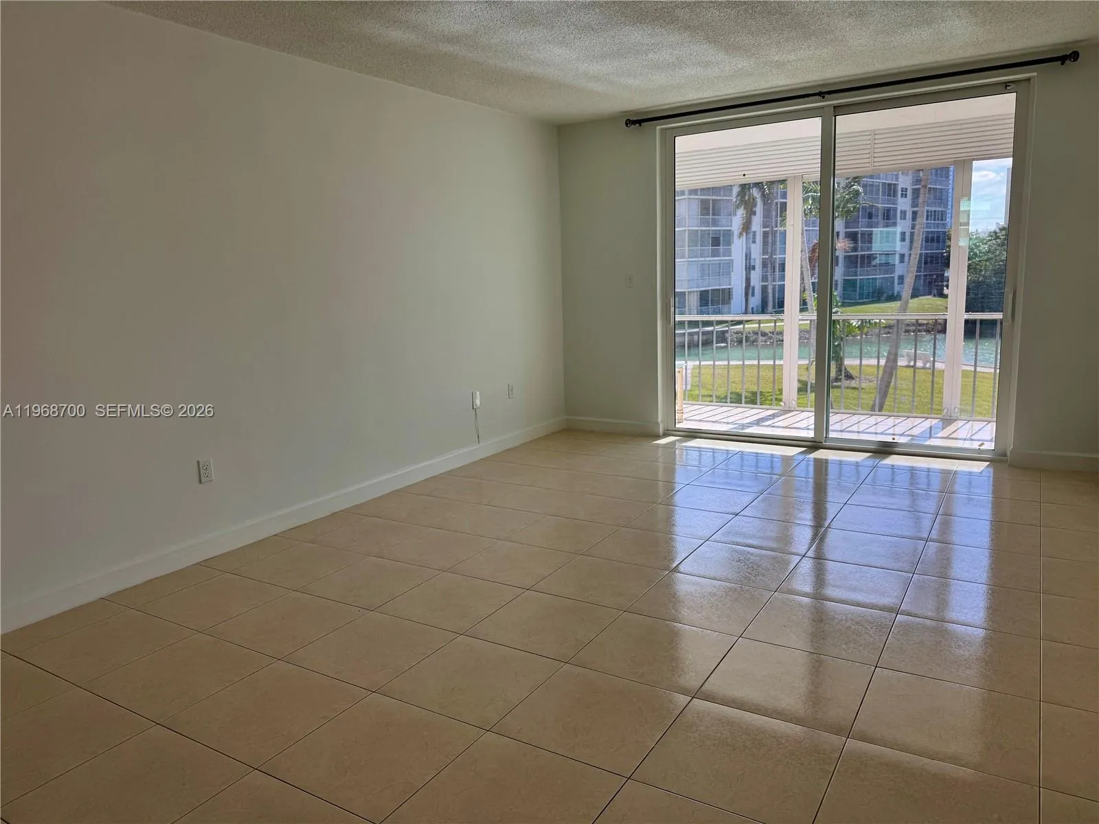 2855 Leonard Dr H202, Aventura, Florida 33160, Aventura, Florida 33160, 1 Bedroom Bedrooms, ,1 BathroomBathrooms,Residential,For Sale,2855 Leonard Dr H202, Aventura, Florida 33160,A11968700