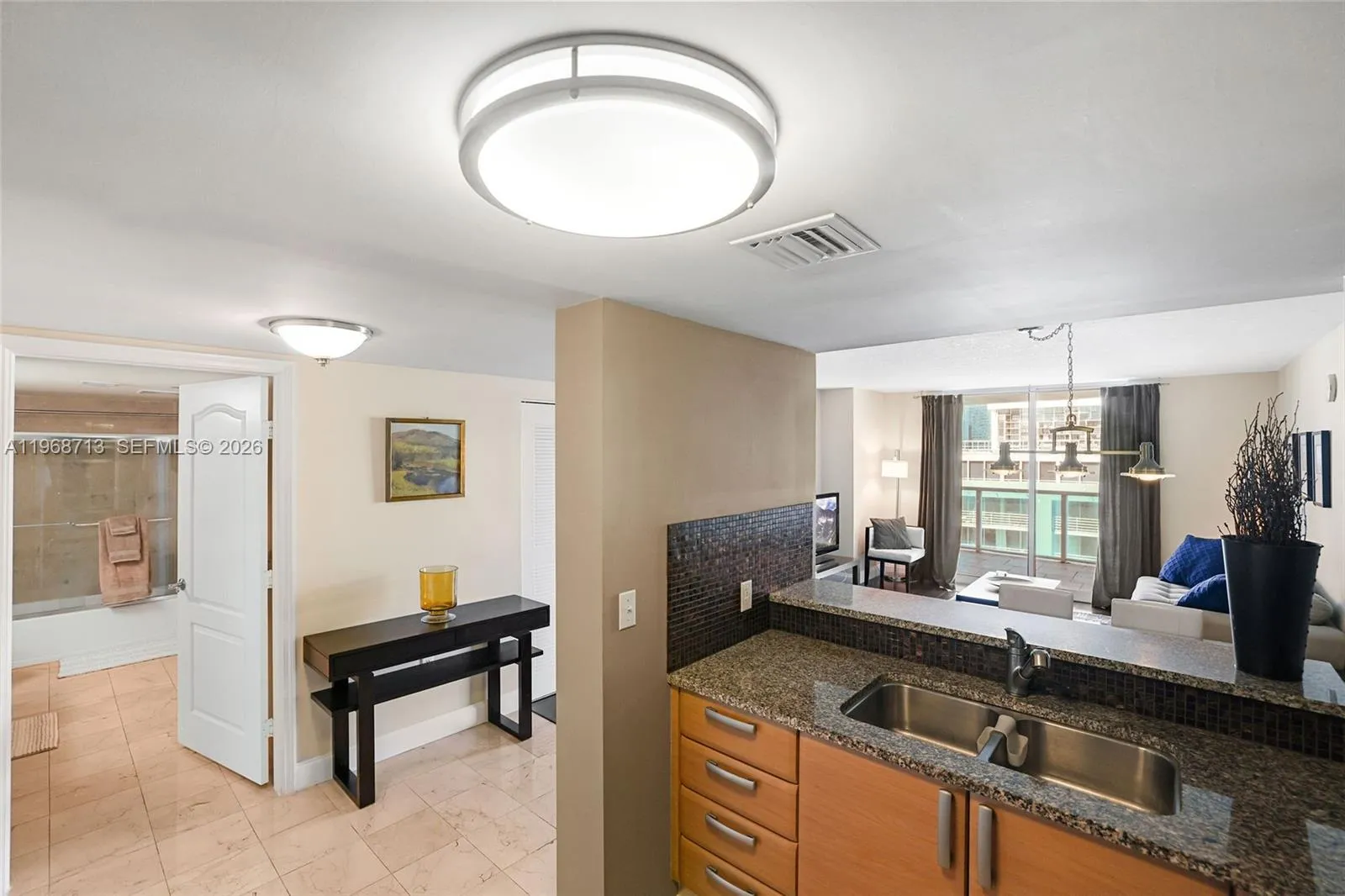 2101 Brickell Ave 1704, Miami, Florida 33129, Miami, Florida 33129, 1 Bedroom Bedrooms, ,1 BathroomBathrooms,Residential Lease,For Rent,2101 Brickell Ave 1704, Miami, Florida 33129,A11968713