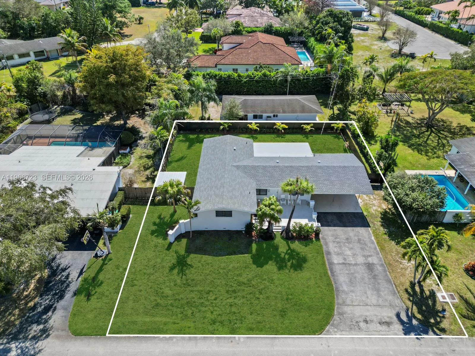 9320 Sw 125th Ter, Miami, Florida 33176, Miami, Florida 33176, 3 Bedrooms Bedrooms, ,2 BathroomsBathrooms,Residential Lease,For Rent,9320 Sw 125th Ter, Miami, Florida 33176,A11968723