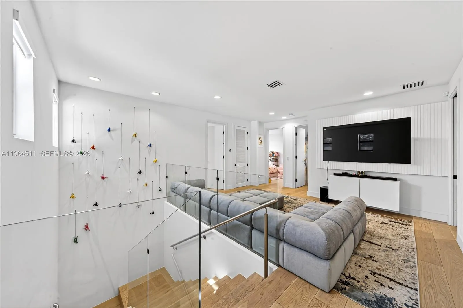 7500 Sw 55th Ave, Miami, Florida 33143, Miami, Florida 33143, 5 Bedrooms Bedrooms, ,4 BathroomsBathrooms,Residential,For Sale,7500 Sw 55th Ave, Miami, Florida 33143,A11964511
