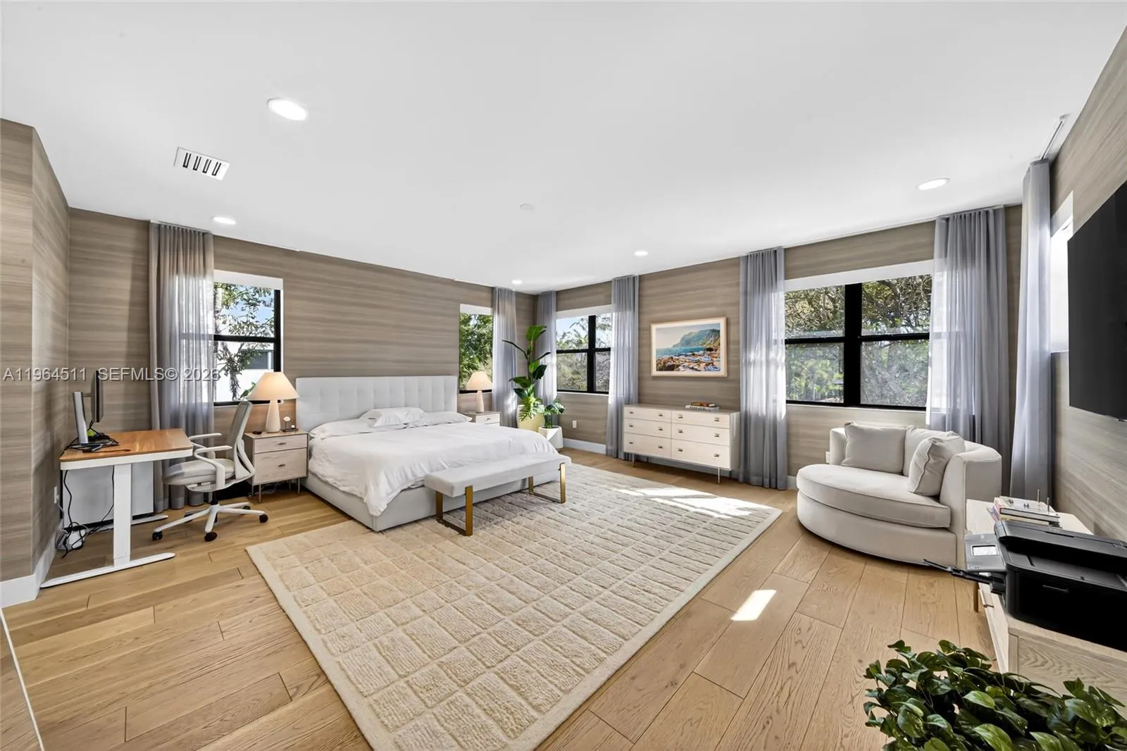 7500 Sw 55th Ave, Miami, Florida 33143, Miami, Florida 33143, 5 Bedrooms Bedrooms, ,4 BathroomsBathrooms,Residential,For Sale,7500 Sw 55th Ave, Miami, Florida 33143,A11964511