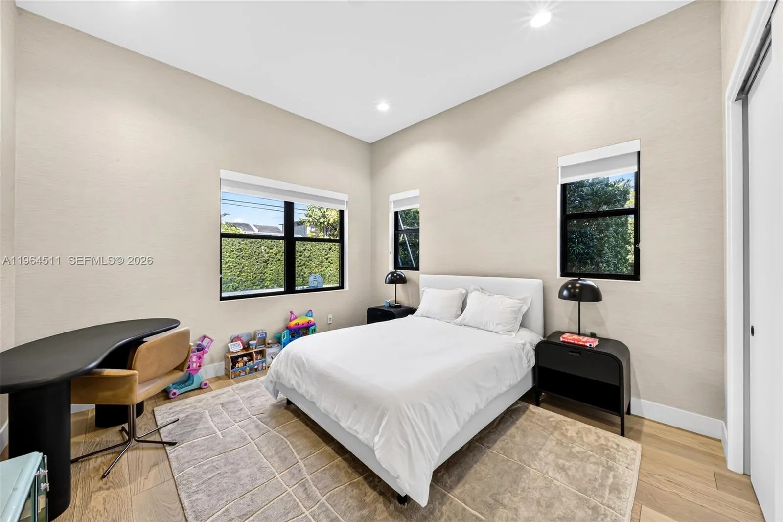 7500 Sw 55th Ave, Miami, Florida 33143, Miami, Florida 33143, 5 Bedrooms Bedrooms, ,4 BathroomsBathrooms,Residential,For Sale,7500 Sw 55th Ave, Miami, Florida 33143,A11964511