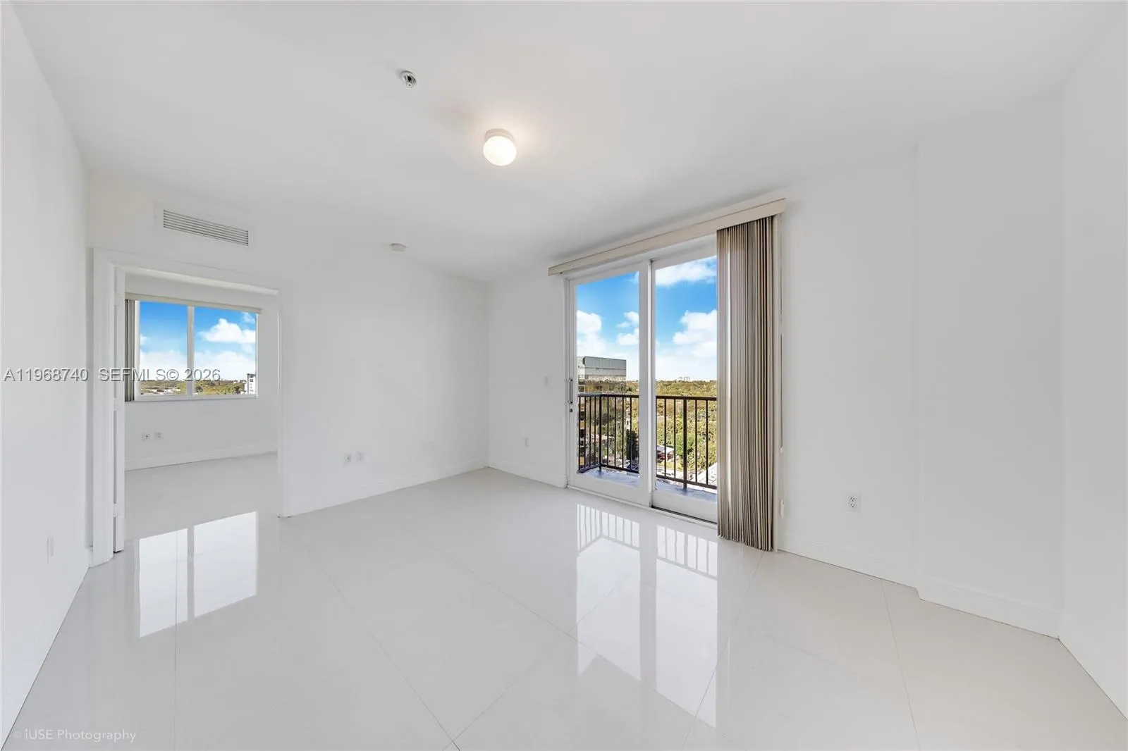 2701 Sw 3rd Ave 801, Miami, Florida 33129, Miami, Florida 33129, 1 Bedroom Bedrooms, ,1 BathroomBathrooms,Residential Lease,For Rent,2701 Sw 3rd Ave 801, Miami, Florida 33129,A11968740