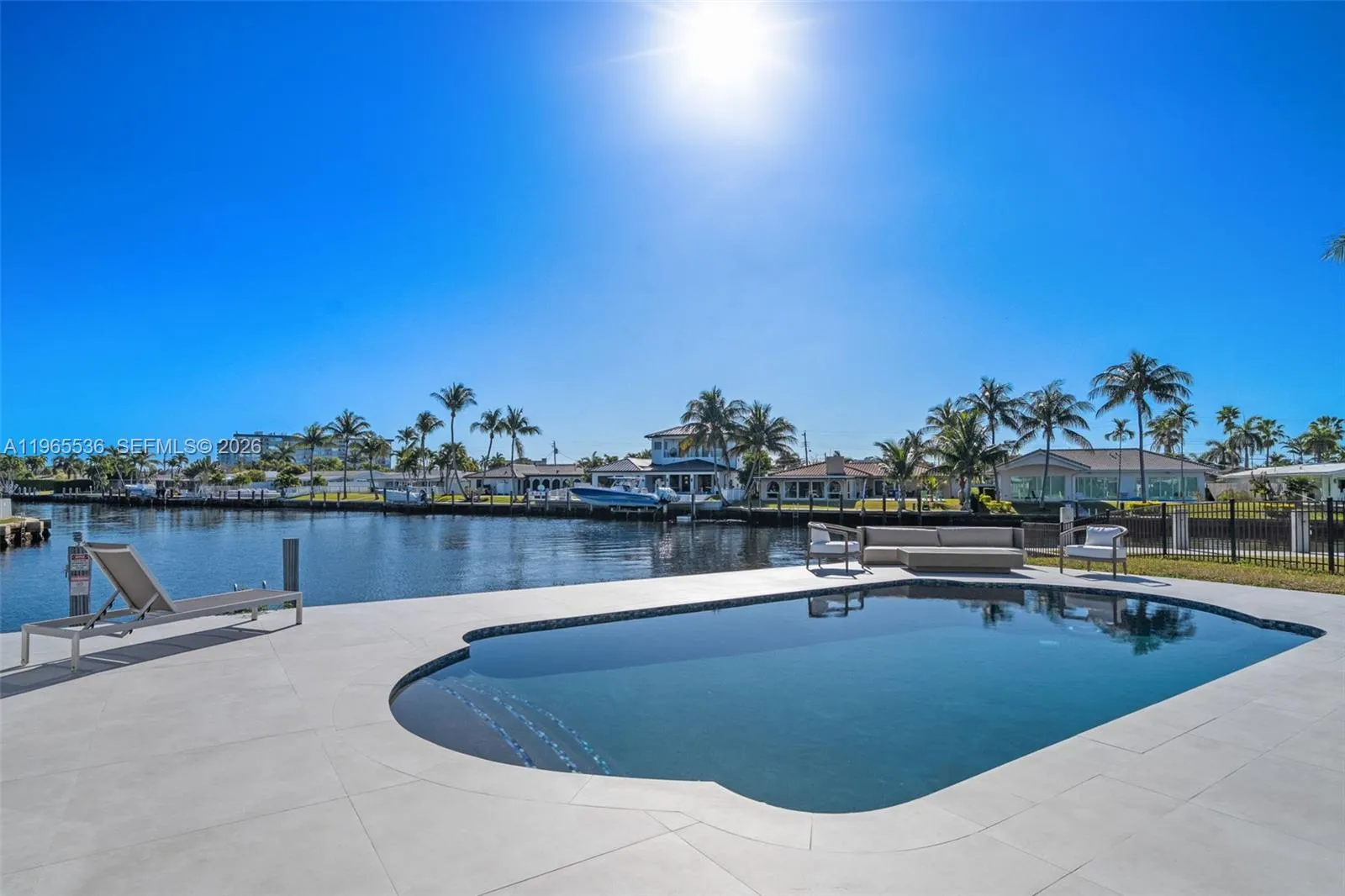 670 Se 7th Ave, Pompano Beach, Florida 33060, Pompano Beach, Florida 33060, 3 Bedrooms Bedrooms, ,3 BathroomsBathrooms,Residential,For Sale,670 Se 7th Ave, Pompano Beach, Florida 33060,A11965536