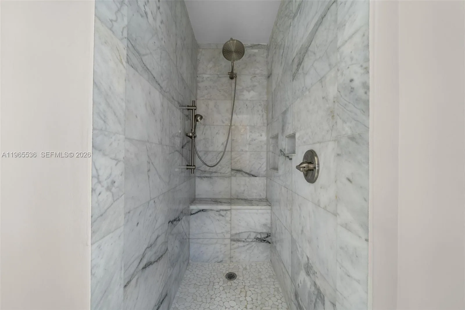 670 Se 7th Ave, Pompano Beach, Florida 33060, Pompano Beach, Florida 33060, 3 Bedrooms Bedrooms, ,3 BathroomsBathrooms,Residential,For Sale,670 Se 7th Ave, Pompano Beach, Florida 33060,A11965536