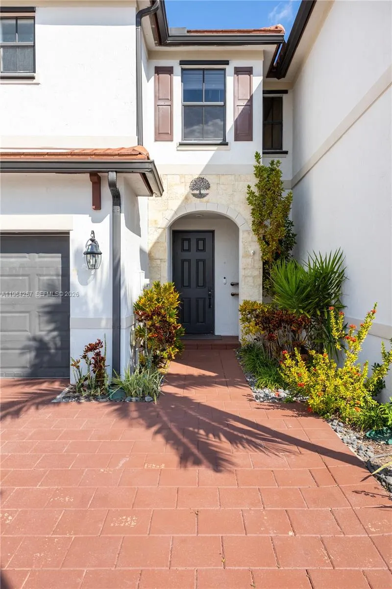 3419 W 105th Pl, Hialeah, Florida 33018, Hialeah, Florida 33018, 3 Bedrooms Bedrooms, ,2 BathroomsBathrooms,Residential,For Sale,3419 W 105th Pl, Hialeah, Florida 33018,A11964267