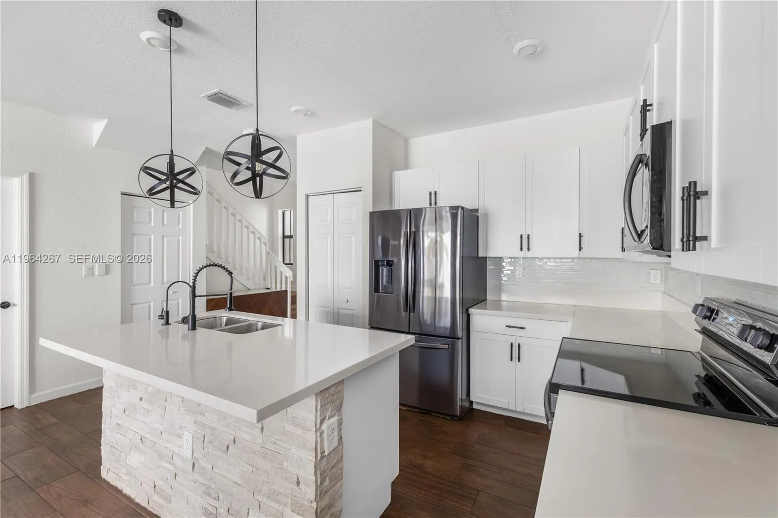 3419 W 105th Pl, Hialeah, Florida 33018, Hialeah, Florida 33018, 3 Bedrooms Bedrooms, ,2 BathroomsBathrooms,Residential,For Sale,3419 W 105th Pl, Hialeah, Florida 33018,A11964267