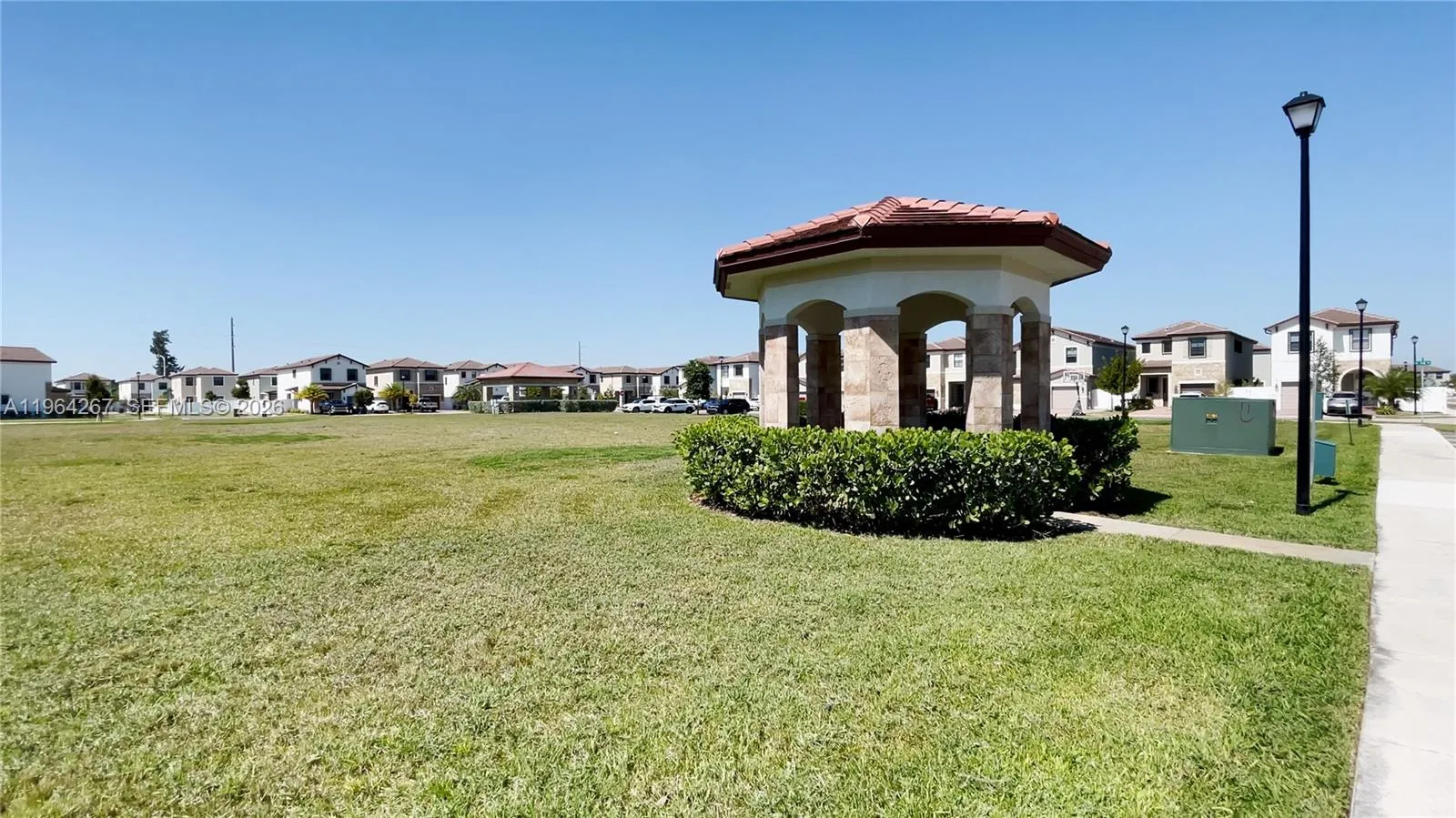 3419 W 105th Pl, Hialeah, Florida 33018, Hialeah, Florida 33018, 3 Bedrooms Bedrooms, ,2 BathroomsBathrooms,Residential,For Sale,3419 W 105th Pl, Hialeah, Florida 33018,A11964267