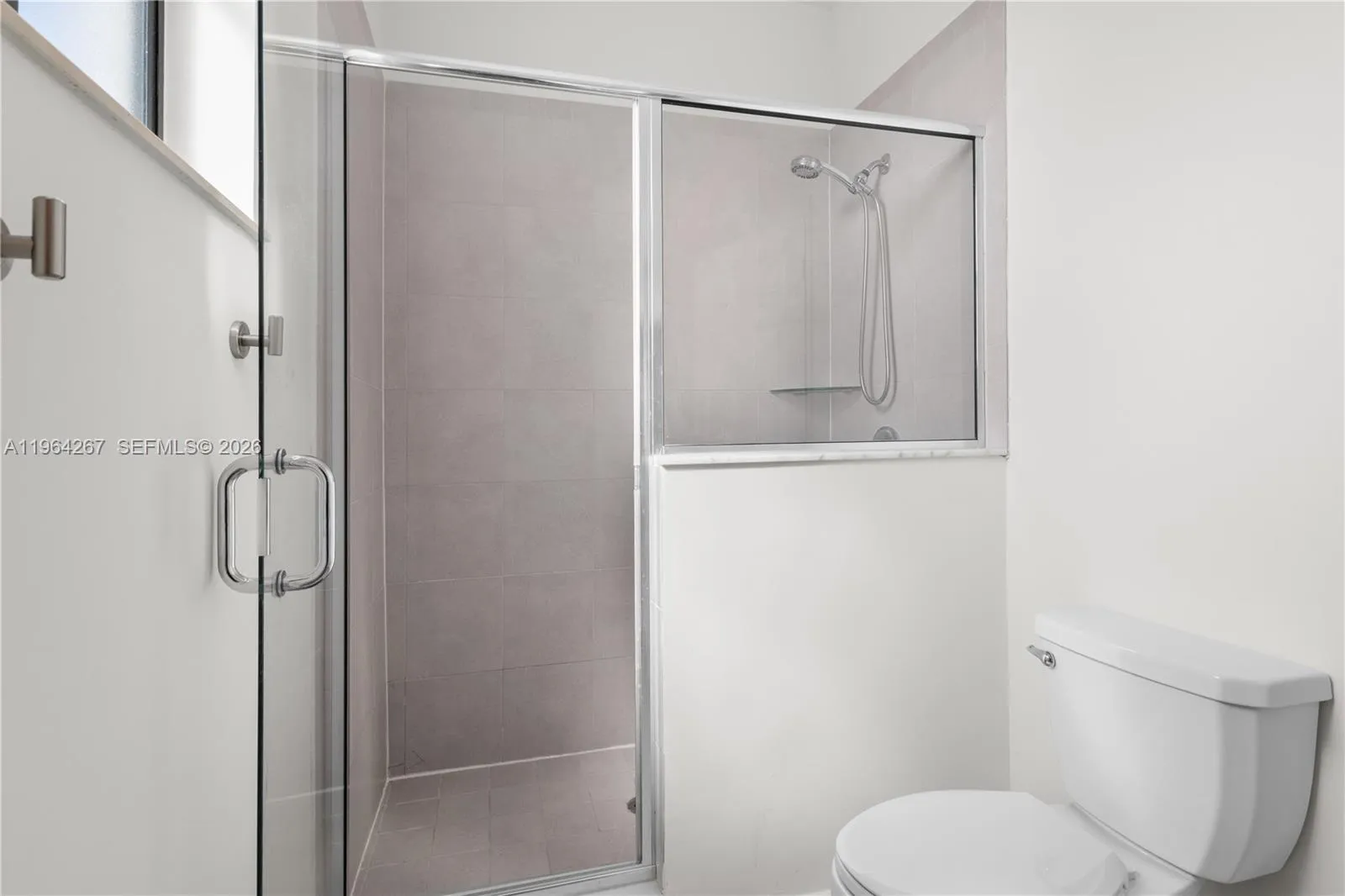 3419 W 105th Pl, Hialeah, Florida 33018, Hialeah, Florida 33018, 3 Bedrooms Bedrooms, ,2 BathroomsBathrooms,Residential,For Sale,3419 W 105th Pl, Hialeah, Florida 33018,A11964267