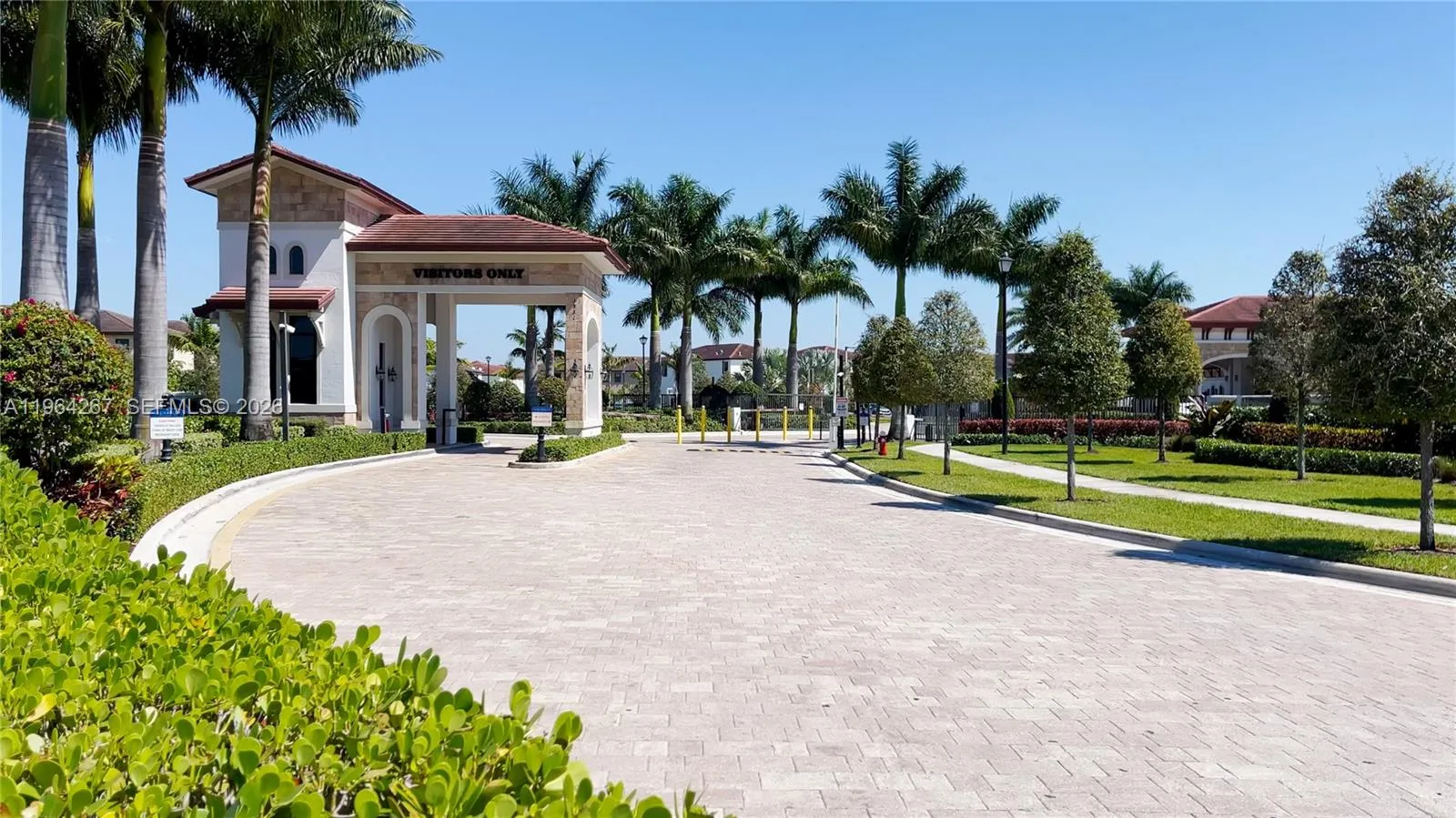 3419 W 105th Pl, Hialeah, Florida 33018, Hialeah, Florida 33018, 3 Bedrooms Bedrooms, ,2 BathroomsBathrooms,Residential,For Sale,3419 W 105th Pl, Hialeah, Florida 33018,A11964267