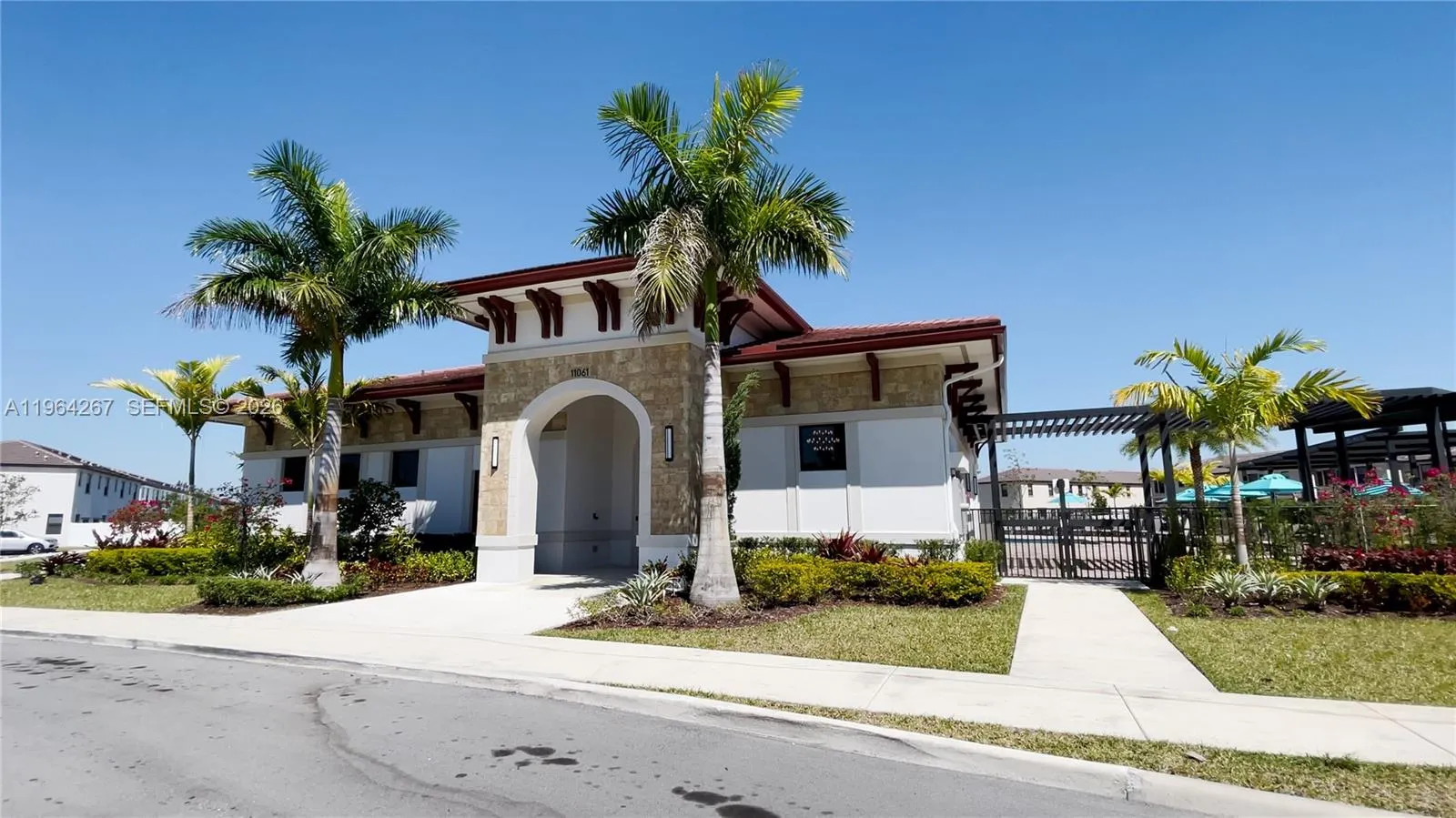 3419 W 105th Pl, Hialeah, Florida 33018, Hialeah, Florida 33018, 3 Bedrooms Bedrooms, ,2 BathroomsBathrooms,Residential,For Sale,3419 W 105th Pl, Hialeah, Florida 33018,A11964267