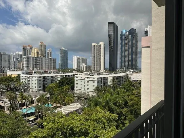 17021 N Bay Rd 904, Sunny Isles Beach, Florida 331, Sunny Isles Beach, Florida 33160, 1 Bedroom Bedrooms, ,1 BathroomBathrooms,Residential Lease,For Rent,17021 N Bay Rd 904, Sunny Isles Beach, Florida 331,A11967207