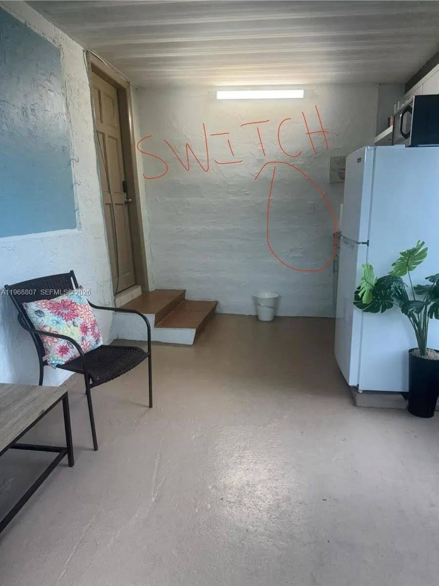 582 E 18th St B, Hialeah, Florida 33013, Hialeah, Florida 33013, ,1 BathroomBathrooms,Residential Lease,For Rent,582 E 18th St B, Hialeah, Florida 33013,A11968807