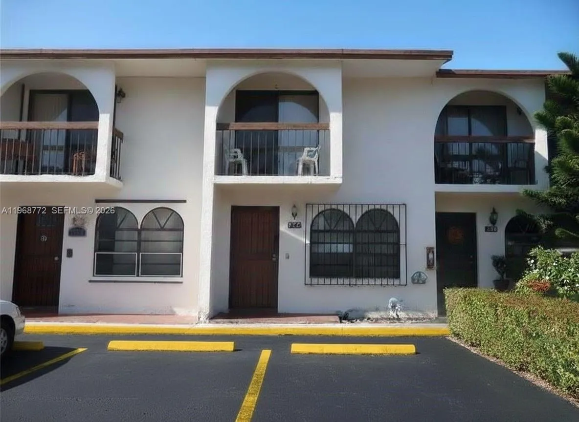 1082 W 79th St 25, Hialeah, Florida 33014, Hialeah, Florida 33014, 2 Bedrooms Bedrooms, ,1 BathroomBathrooms,Residential,For Sale,1082 W 79th St 25, Hialeah, Florida 33014,A11968772