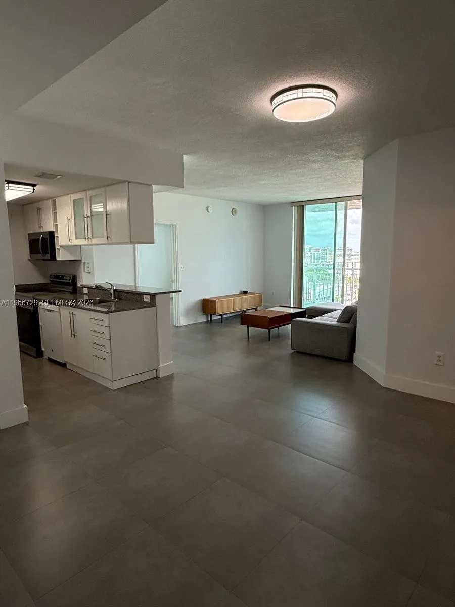 Miami, Florida 33132, 2 Bedrooms Bedrooms, ,2 BathroomsBathrooms,Residential Lease,For Rent,A11966729 Miami, Florida 33132, 2 Bedrooms Bedrooms, ,2 BathroomsBathrooms,Residential Lease,For Rent,A11966729