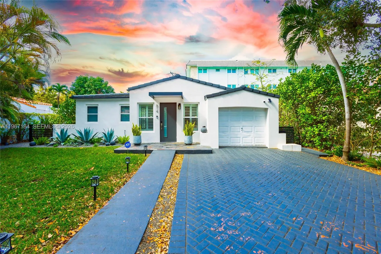 814 Monterey St, Coral Gables, Florida 33134, Coral Gables, Florida 33134, 3 Bedrooms Bedrooms, ,2 BathroomsBathrooms,Residential,For Sale,814 Monterey St, Coral Gables, Florida 33134,A11967184