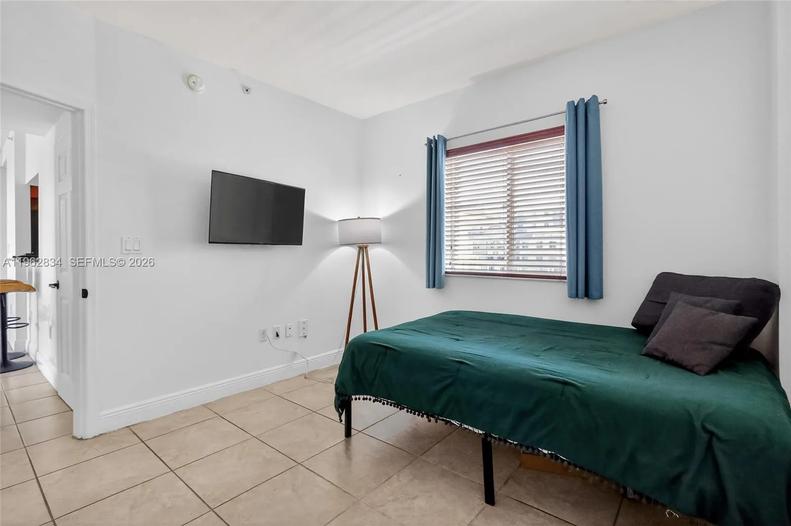 134 Sw 7th Ave 404, Miami, Florida 33130, Miami, Florida 33130, 2 Bedrooms Bedrooms, ,1 BathroomBathrooms,Residential,For Sale,134 Sw 7th Ave 404, Miami, Florida 33130,A11962834