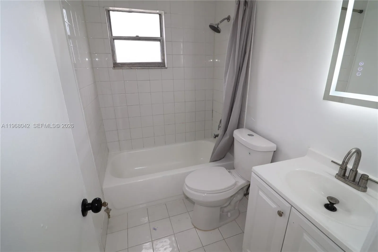 951 Sw 7th St 5, Miami, Florida 33130, Miami, Florida 33130, 3 Bedrooms Bedrooms, ,2 BathroomsBathrooms,Residential Lease,For Rent,951 Sw 7th St 5, Miami, Florida 33130,A11968042