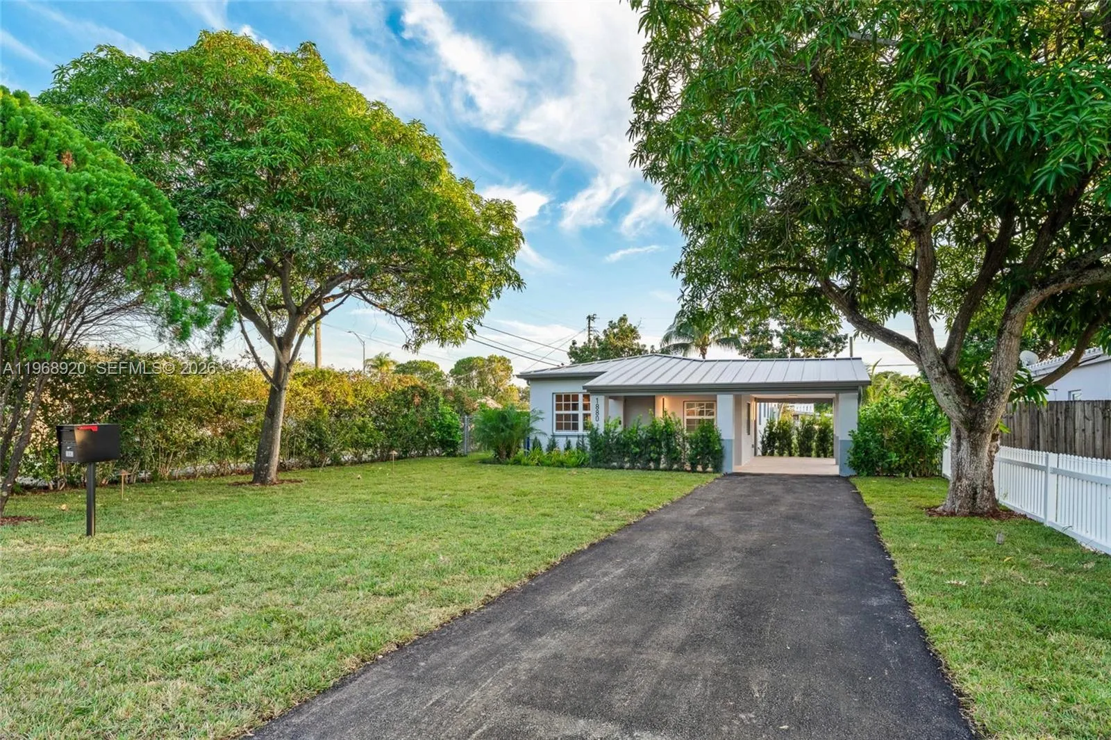 1880 Ne 180th St, North Miami Beach, Florida 33162, North Miami Beach, Florida 33162, 3 Bedrooms Bedrooms, ,2 BathroomsBathrooms,Residential,For Sale,1880 Ne 180th St, North Miami Beach, Florida 33162,A11968920