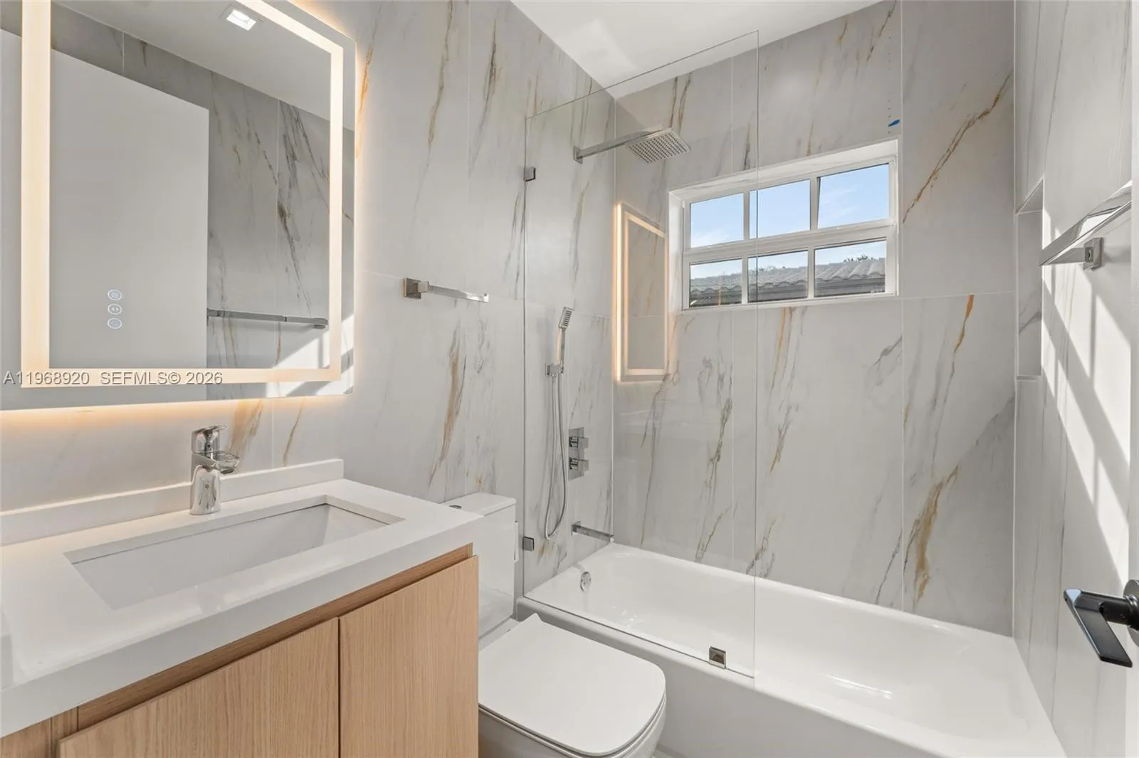 1880 Ne 180th St, North Miami Beach, Florida 33162, North Miami Beach, Florida 33162, 3 Bedrooms Bedrooms, ,2 BathroomsBathrooms,Residential,For Sale,1880 Ne 180th St, North Miami Beach, Florida 33162,A11968920