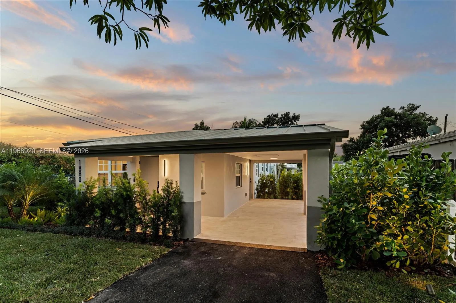 1880 Ne 180th St, North Miami Beach, Florida 33162, North Miami Beach, Florida 33162, 3 Bedrooms Bedrooms, ,2 BathroomsBathrooms,Residential,For Sale,1880 Ne 180th St, North Miami Beach, Florida 33162,A11968920