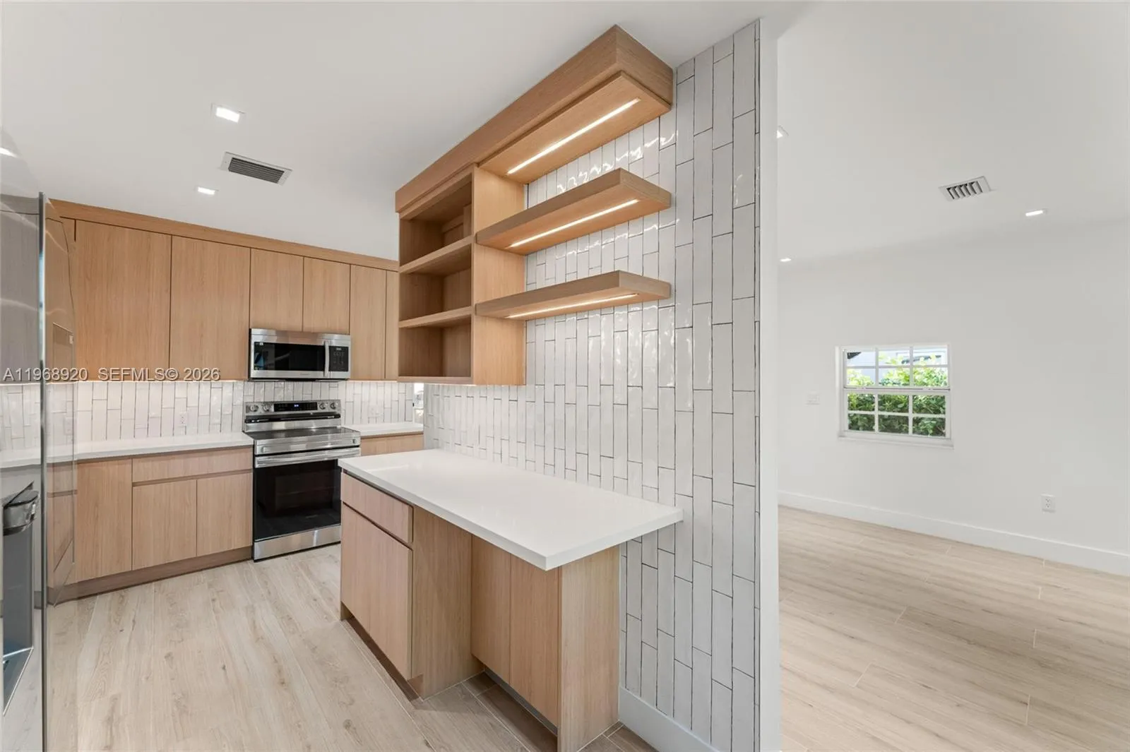 1880 Ne 180th St, North Miami Beach, Florida 33162, North Miami Beach, Florida 33162, 3 Bedrooms Bedrooms, ,2 BathroomsBathrooms,Residential,For Sale,1880 Ne 180th St, North Miami Beach, Florida 33162,A11968920