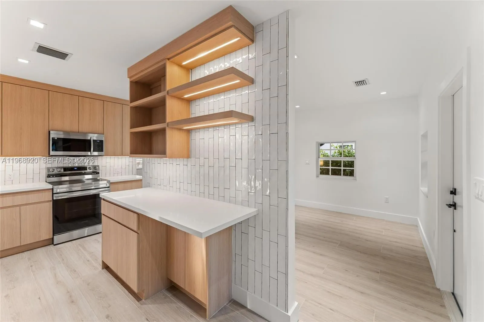 1880 Ne 180th St, North Miami Beach, Florida 33162, North Miami Beach, Florida 33162, 3 Bedrooms Bedrooms, ,2 BathroomsBathrooms,Residential,For Sale,1880 Ne 180th St, North Miami Beach, Florida 33162,A11968920