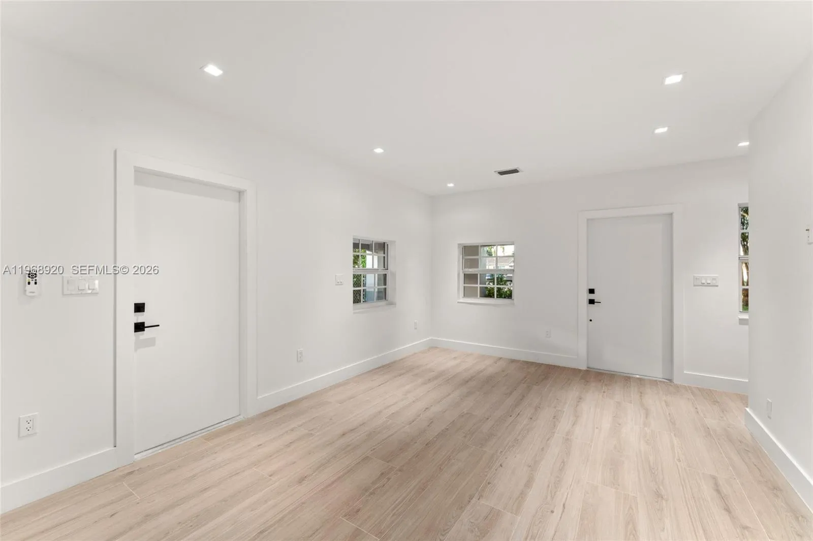 1880 Ne 180th St, North Miami Beach, Florida 33162, North Miami Beach, Florida 33162, 3 Bedrooms Bedrooms, ,2 BathroomsBathrooms,Residential,For Sale,1880 Ne 180th St, North Miami Beach, Florida 33162,A11968920