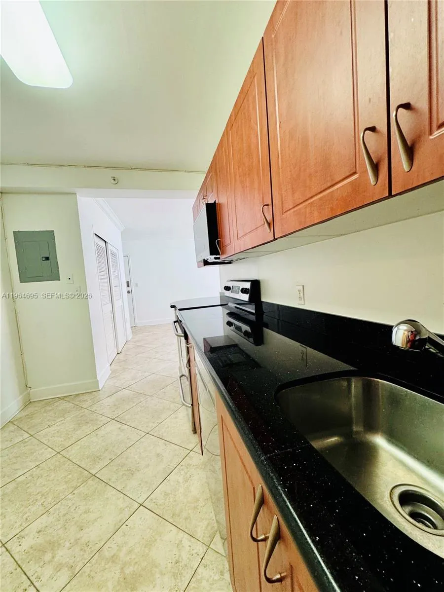 401 N 69th St 607, Miami Beach, Florida 33141, Miami Beach, Florida 33141, 1 Bedroom Bedrooms, 1 Room Rooms,1 BathroomBathrooms,Residential,For Sale,401 N 69th St 607, Miami Beach, Florida 33141,A11964695