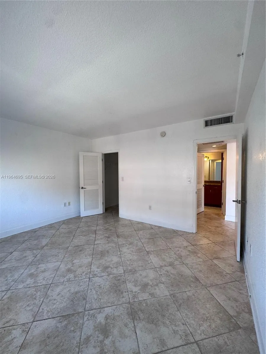 401 N 69th St 607, Miami Beach, Florida 33141, Miami Beach, Florida 33141, 1 Bedroom Bedrooms, 1 Room Rooms,1 BathroomBathrooms,Residential,For Sale,401 N 69th St 607, Miami Beach, Florida 33141,A11964695