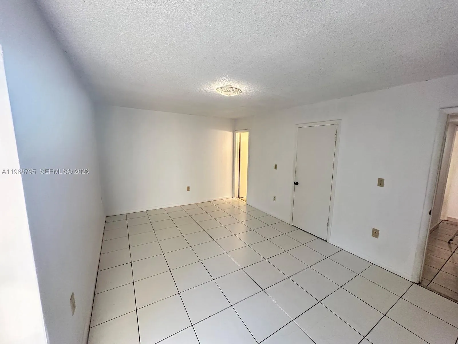 1990 W 56th St 1203, Hialeah, Florida 33012, Hialeah, Florida 33012, 2 Bedrooms Bedrooms, ,2 BathroomsBathrooms,Residential,For Sale,1990 W 56th St 1203, Hialeah, Florida 33012,A11968795