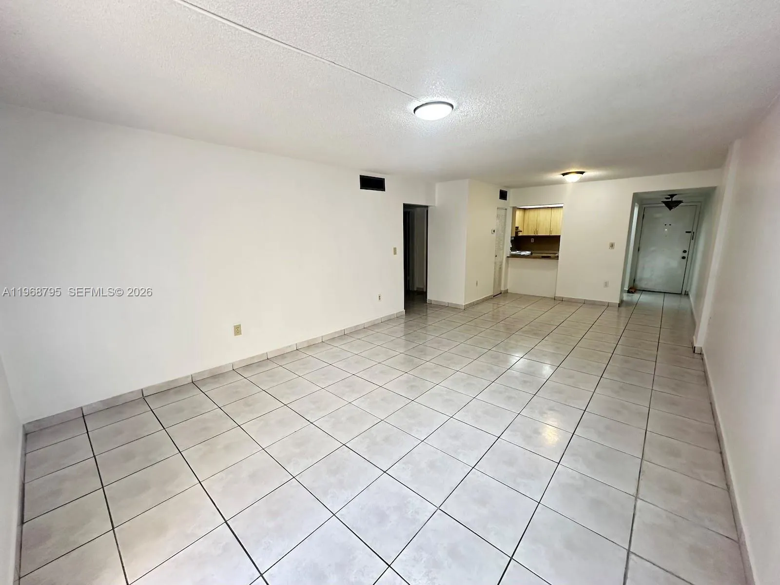 1990 W 56th St 1203, Hialeah, Florida 33012, Hialeah, Florida 33012, 2 Bedrooms Bedrooms, ,2 BathroomsBathrooms,Residential,For Sale,1990 W 56th St 1203, Hialeah, Florida 33012,A11968795
