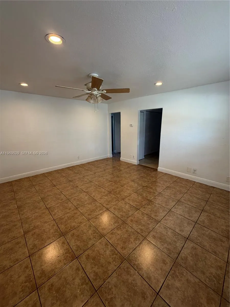 356 Sw 2nd Pl, Pompano Beach, Florida 33060, Pompano Beach, Florida 33060, ,Residential Income,For Sale,356 Sw 2nd Pl, Pompano Beach, Florida 33060,A11969029