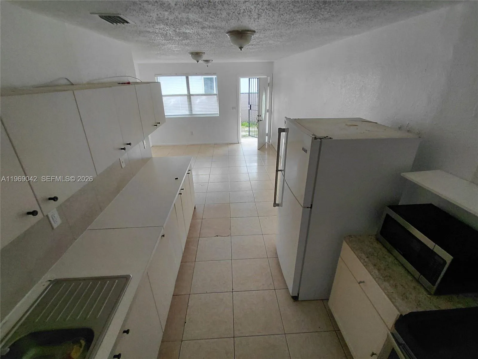 1404 - 1406 Nw 60th St, Miami, Florida 33142, Miami, Florida 33142, ,Residential Income,For Sale,1404 - 1406 Nw 60th St, Miami, Florida 33142,A11969042