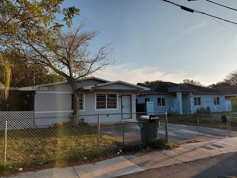 1404 - 1406 Nw 60th St, Miami, Florida 33142, Miami, Florida 33142, ,Residential Income,For Sale,1404 - 1406 Nw 60th St, Miami, Florida 33142,A11969042