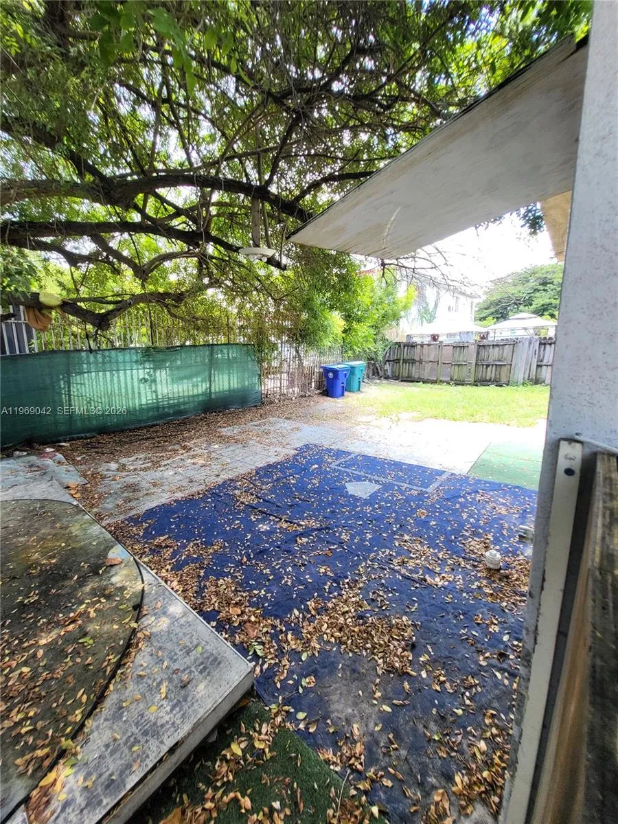 1404 - 1406 Nw 60th St, Miami, Florida 33142, Miami, Florida 33142, ,Residential Income,For Sale,1404 - 1406 Nw 60th St, Miami, Florida 33142,A11969042