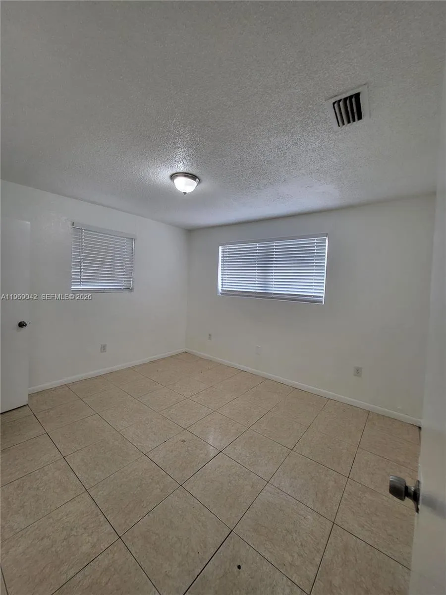 1404 - 1406 Nw 60th St, Miami, Florida 33142, Miami, Florida 33142, ,Residential Income,For Sale,1404 - 1406 Nw 60th St, Miami, Florida 33142,A11969042