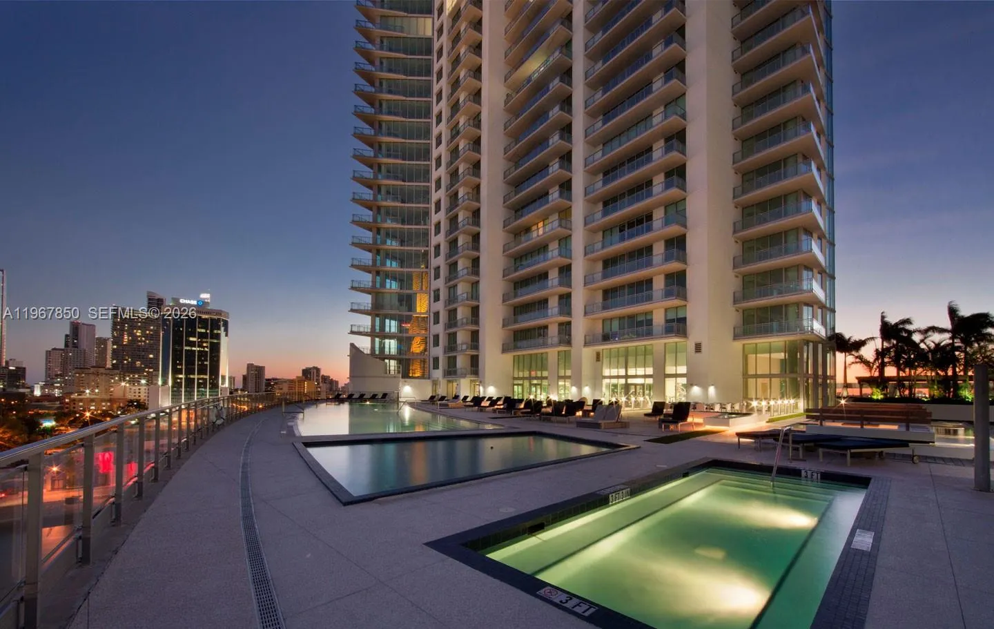 92 Sw 3rd St 3804, Miami, Florida 33130, Miami, Florida 33130, 2 Bedrooms Bedrooms, ,2 BathroomsBathrooms,Residential,For Sale,92 Sw 3rd St 3804, Miami, Florida 33130,A11967850