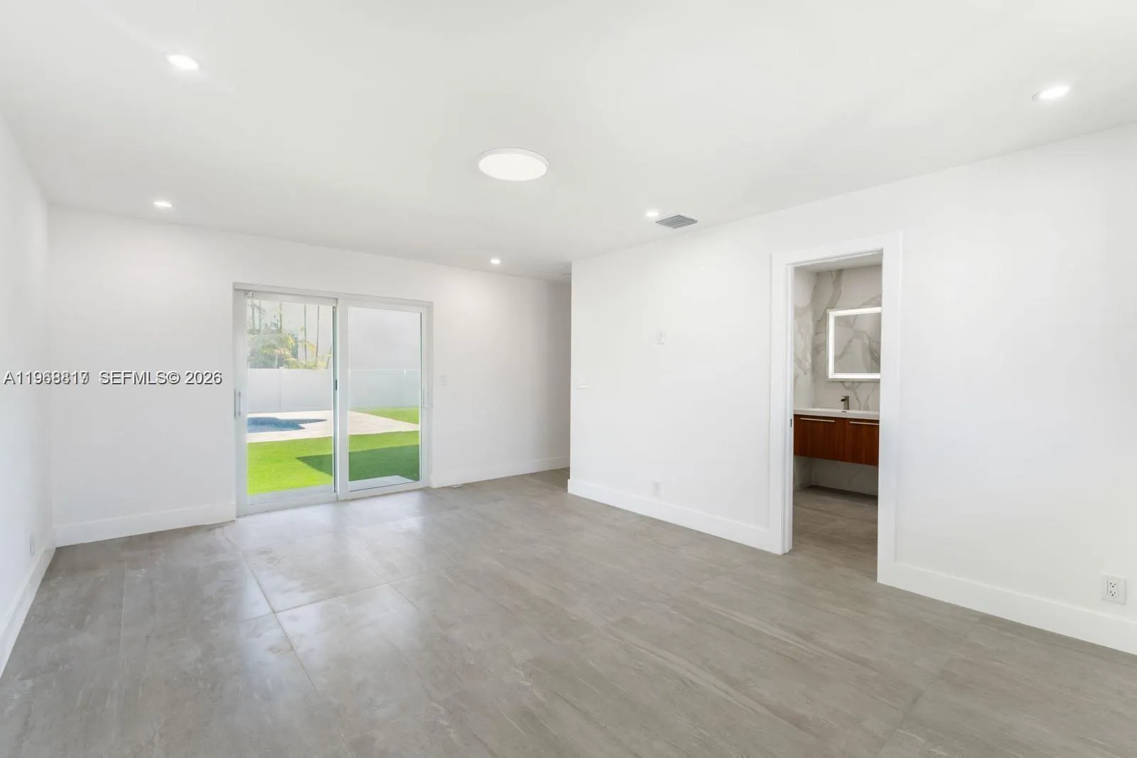 430 Tamarind Dr, Hallandale Beach, Florida 33009, Hallandale Beach, Florida 33009, 5 Bedrooms Bedrooms, ,4 BathroomsBathrooms,Residential,For Sale,430 Tamarind Dr, Hallandale Beach, Florida 33009,A11968817