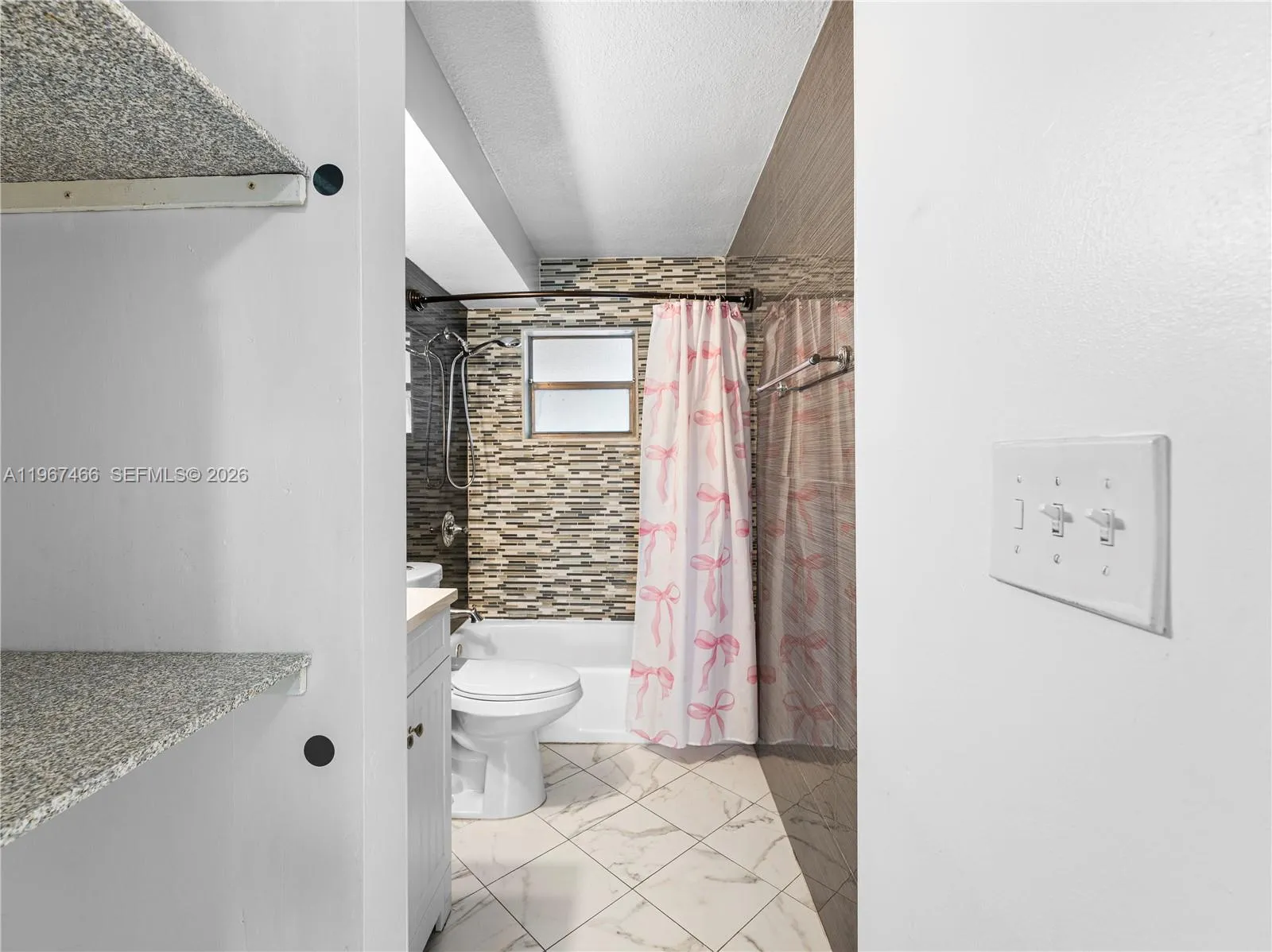 633 S Royal Poinciana Blvd A106, Miami Springs, Fl, Miami Springs, Florida 33166, 1 Bedroom Bedrooms, ,1 BathroomBathrooms,Residential Lease,For Rent,633 S Royal Poinciana Blvd A106, Miami Springs, Fl,A11967466