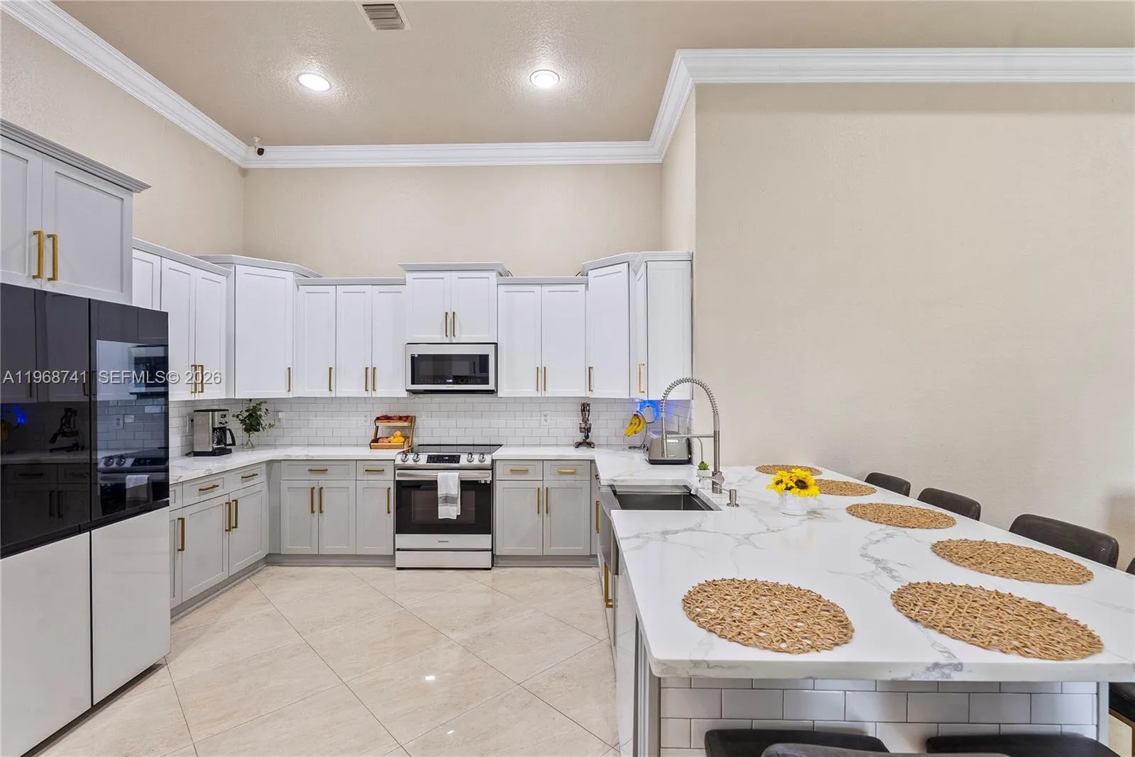 8346 Sw 51st St, Davie, Florida 33328, Davie, Florida 33328, 4 Bedrooms Bedrooms, ,3 BathroomsBathrooms,Residential,For Sale,8346 Sw 51st St, Davie, Florida 33328,A11968741