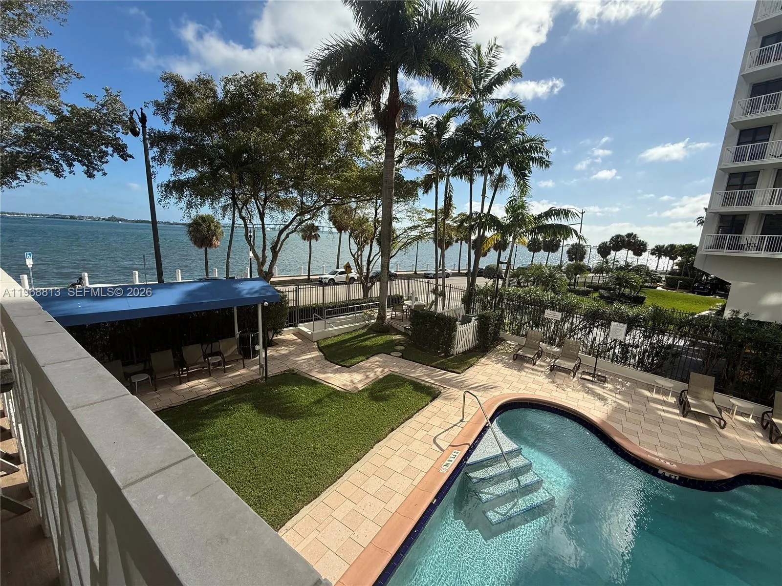 1430 Brickell Bay Dr 205, Miami, Florida 33131, Miami, Florida 33131, 2 Bedrooms Bedrooms, ,2 BathroomsBathrooms,Residential Lease,For Rent,1430 Brickell Bay Dr 205, Miami, Florida 33131,A11968813