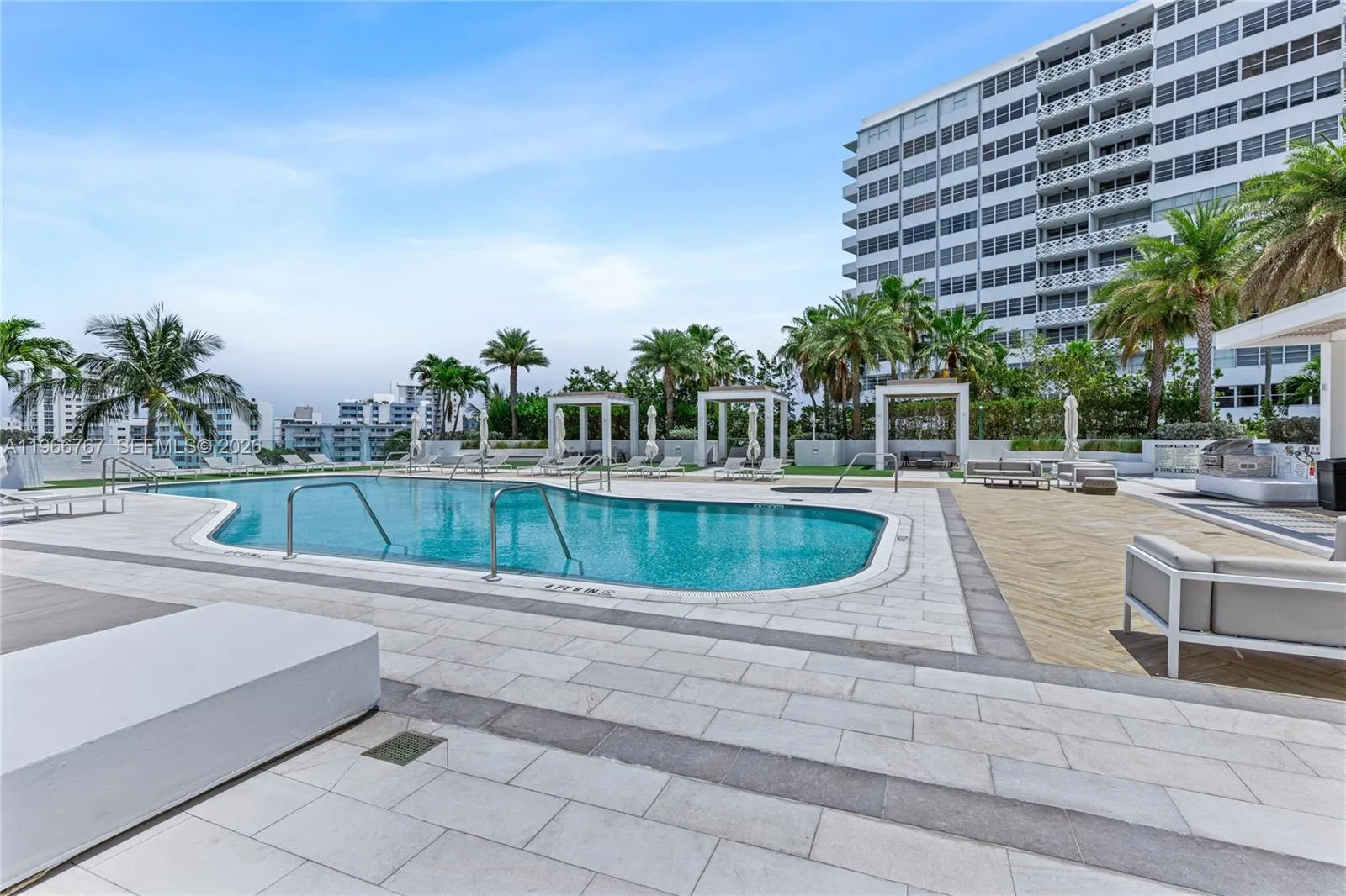 10 Venetian Way 501, Miami Beach, Florida 33139, Miami Beach, Florida 33139, 2 Bedrooms Bedrooms, ,2 BathroomsBathrooms,Residential,For Sale,10 Venetian Way 501, Miami Beach, Florida 33139,A11966767