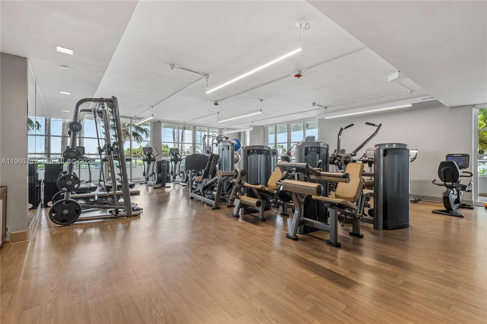 10 Venetian Way 501, Miami Beach, Florida 33139, Miami Beach, Florida 33139, 2 Bedrooms Bedrooms, ,2 BathroomsBathrooms,Residential,For Sale,10 Venetian Way 501, Miami Beach, Florida 33139,A11966767