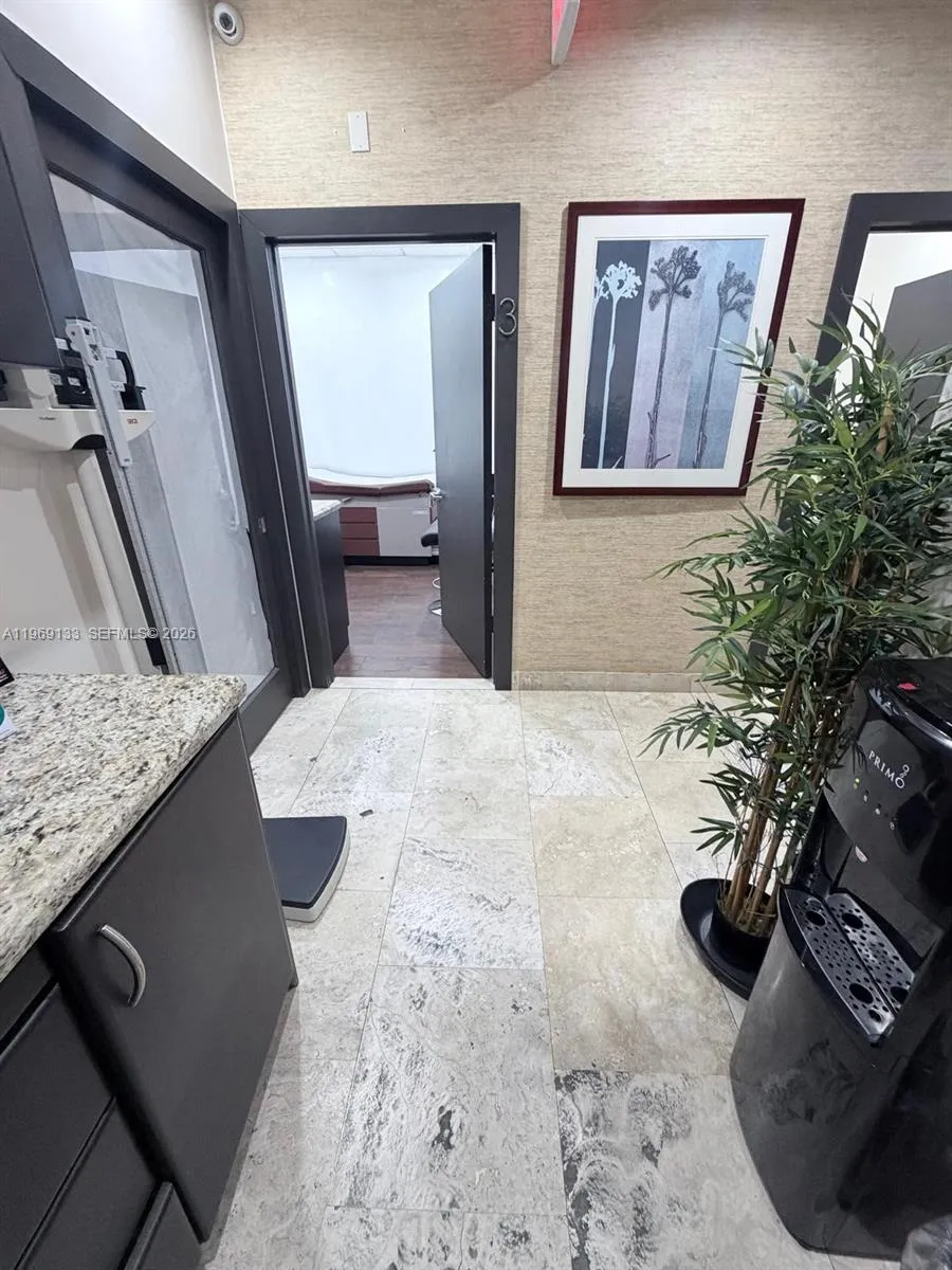 6141 Sw 72 St 130, South Miami, Florida 33143, South Miami, Florida 33143, ,Commercial Lease,For Rent,6141 Sw 72 St 130, South Miami, Florida 33143,A11969133
