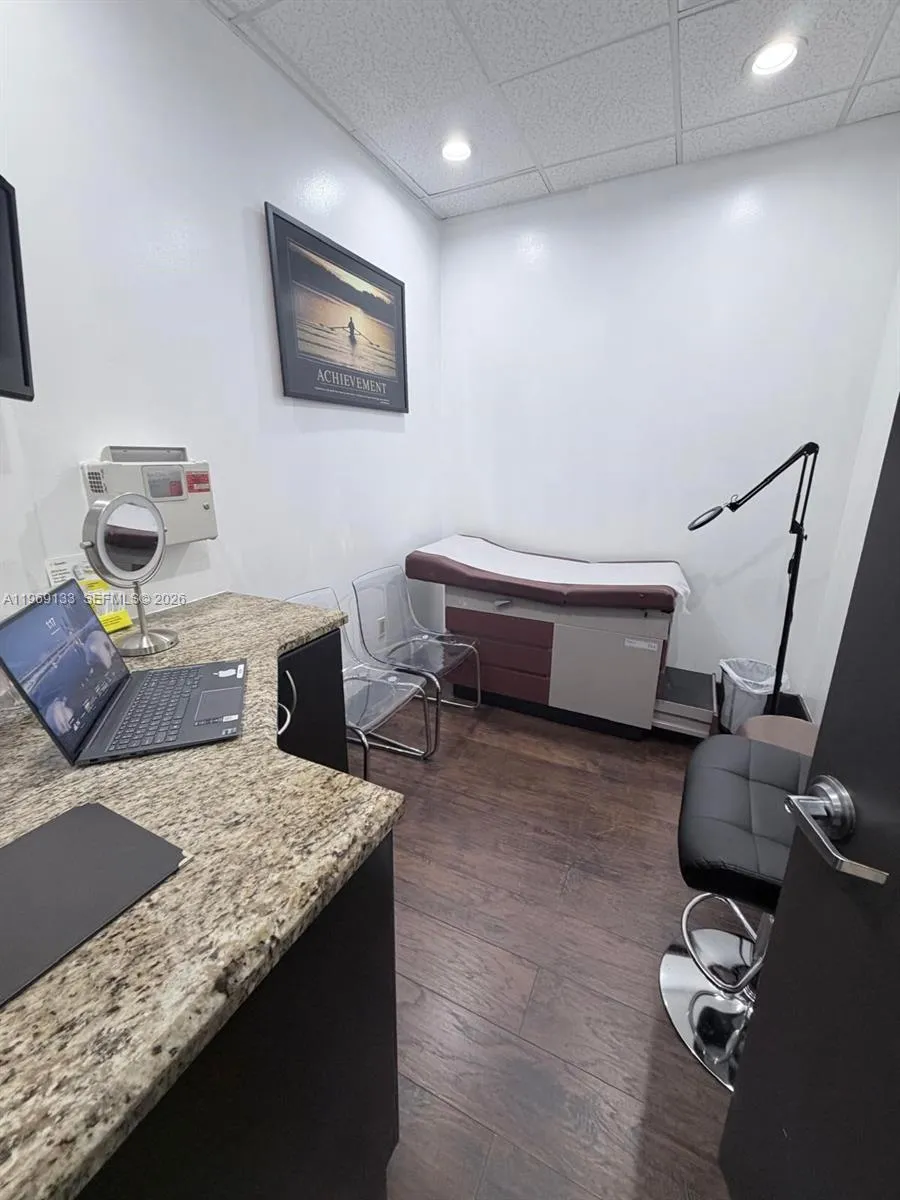 6141 Sw 72 St 130, South Miami, Florida 33143, South Miami, Florida 33143, ,Commercial Lease,For Rent,6141 Sw 72 St 130, South Miami, Florida 33143,A11969133