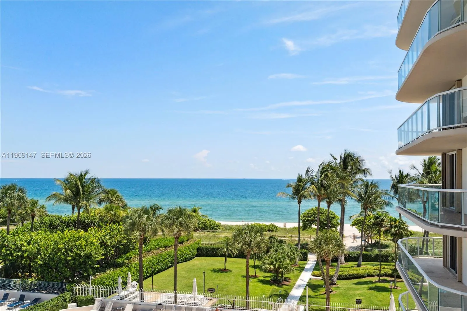 8855 Collins Ave 4b, Surfside, Florida 33154, Surfside, Florida 33154, 2 Bedrooms Bedrooms, ,2 BathroomsBathrooms,Residential,For Sale,8855 Collins Ave 4b, Surfside, Florida 33154,A11969147