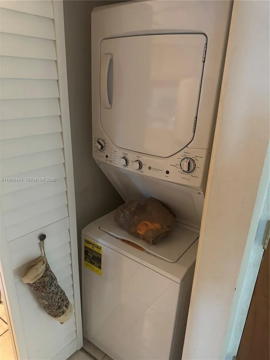 11750 Sw 18th St 313-1, Miami, Florida 33175, Miami, Florida 33175, 1 Bedroom Bedrooms, ,1 BathroomBathrooms,Residential,For Sale,11750 Sw 18th St 313-1, Miami, Florida 33175,A11968444