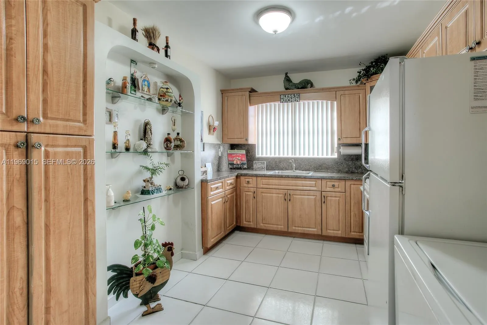 1675 W 72nd St, Hialeah, Florida 33014, Hialeah, Florida 33014, 2 Bedrooms Bedrooms, ,1 BathroomBathrooms,Residential,For Sale,1675 W 72nd St, Hialeah, Florida 33014,A11969015